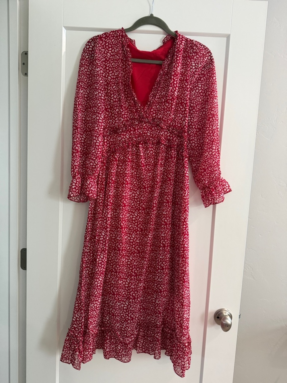 DownEast Red and White Floral Long Sleeve Midi Dress